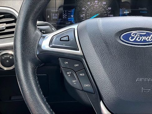 Used 2024 Ford Edge SEL AWD/4WD image 19