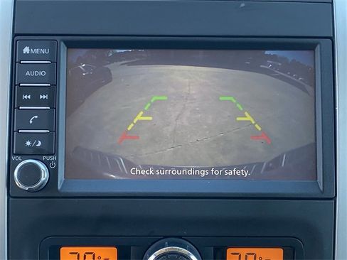 Used 2020 Nissan Frontier SV image 12