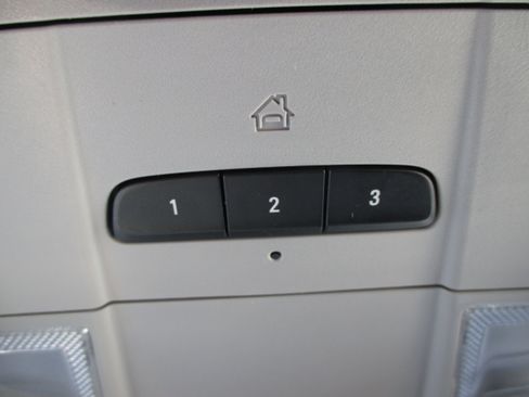 Used 2021 GMC Terrain SLT w/ Infotainment Package II image 22