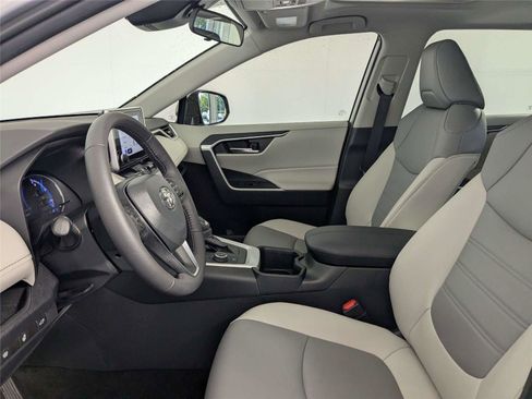 Used 2023 Toyota RAV4 XLE Premium AWD/4WD image 11