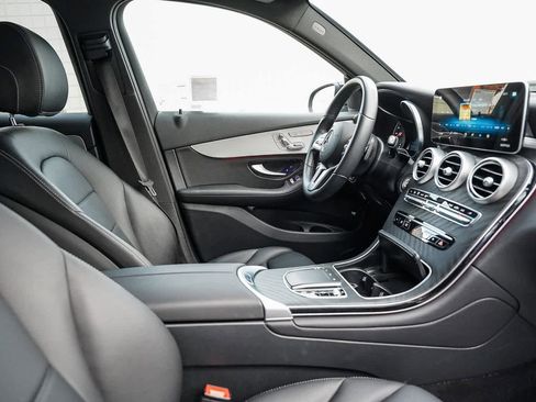 Used 2021 Mercedes-Benz GLC 300 image 15