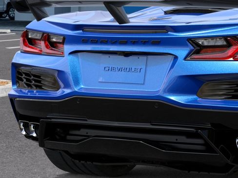 New 2026 Chevrolet Corvette E-Ray w/ Stealth Interior Trim Package AWD/4WD image 14