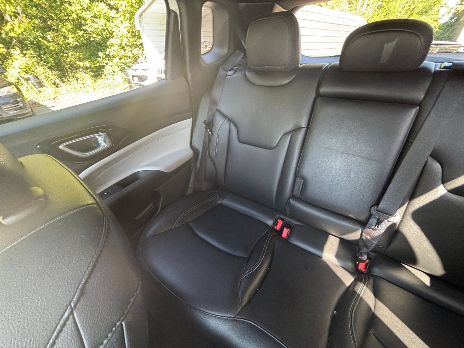 Used 2025 Jeep Compass Limited AWD/4WD image 35