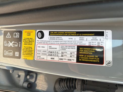 Used 2023 BMW X7 xDrive40i w/ Executive Package image 36