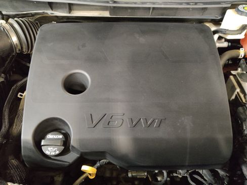 Used 2019 Chevrolet Traverse LT image 30