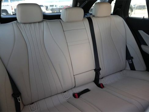 Used 2019 Mercedes-Benz E 450 4MATIC Wagon image 23