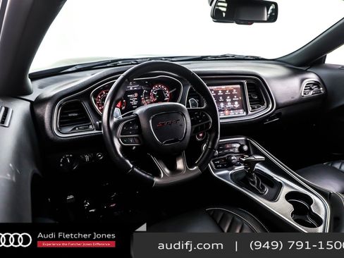 Used 2019 Dodge Challenger SRT Hellcat Redeye image 6