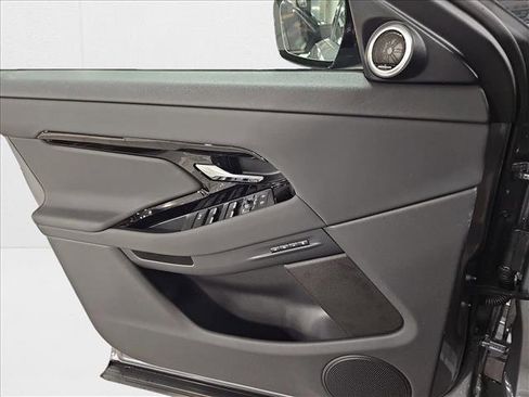 New 2026 Land Rover Range Rover Evoque S image 25