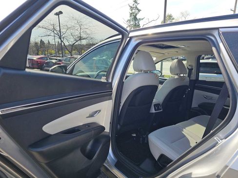 Used 2023 Hyundai Tucson SEL w/ Convenience Package AWD/4WD image 15