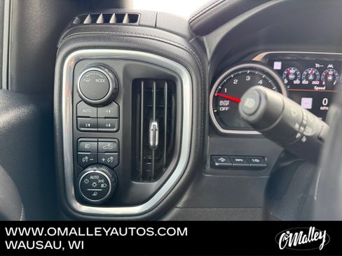 Used 2021 Chevrolet Silverado 1500 High Country w/ Technology Package image 18