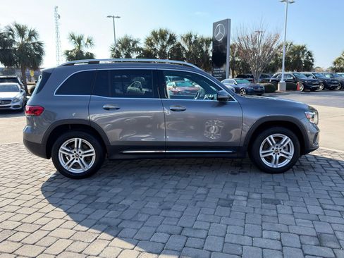 Certified 2023 Mercedes-Benz GLB 250 4MATIC image 7