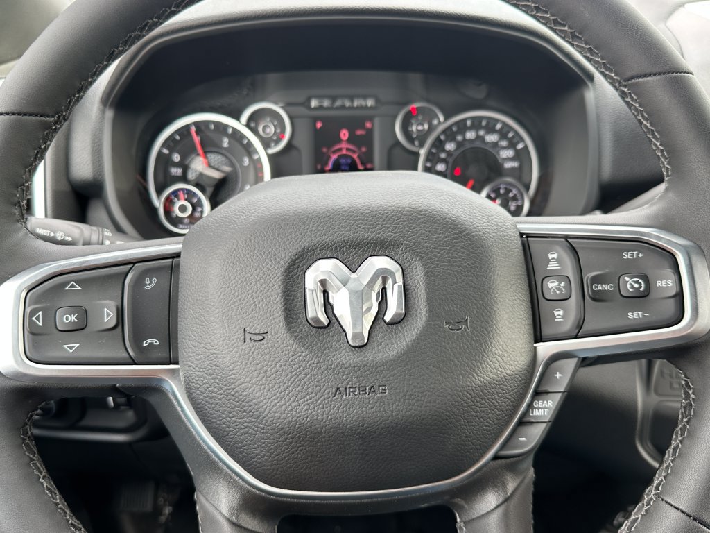 New 2026 RAM 2500 Big Horn AWD/4WD image 20