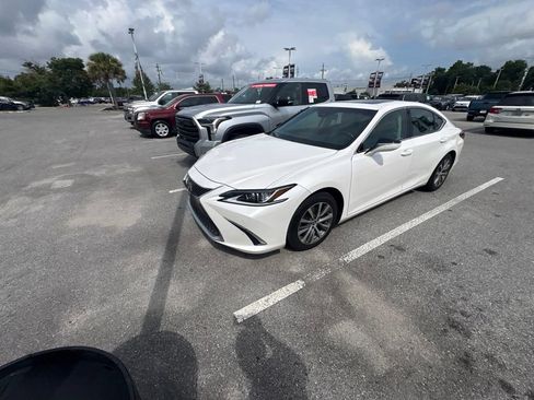 Used 2019 Lexus ES 350 w/ Premium Package FWD image 9