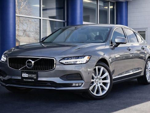 Used 2017 Volvo S90 T6 Momentum w/ Vision Package image 1
