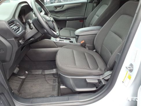Used 2025 Ford Escape Active w/ Tech Pack #1 AWD/4WD image 17
