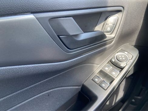 Used 2024 Ford Escape Active w/ Cold Weather Package FWD image 32