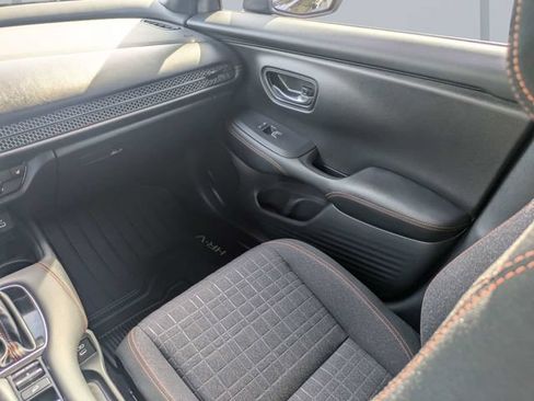 Used 2024 Honda HR-V Sport image 16