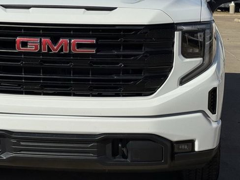 Used 2025 GMC Sierra 1500 Elevation w/ X31 Off-Road Package image 10