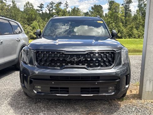 Used 2023 Kia Telluride SX X-Pro AWD/4WD image 3
