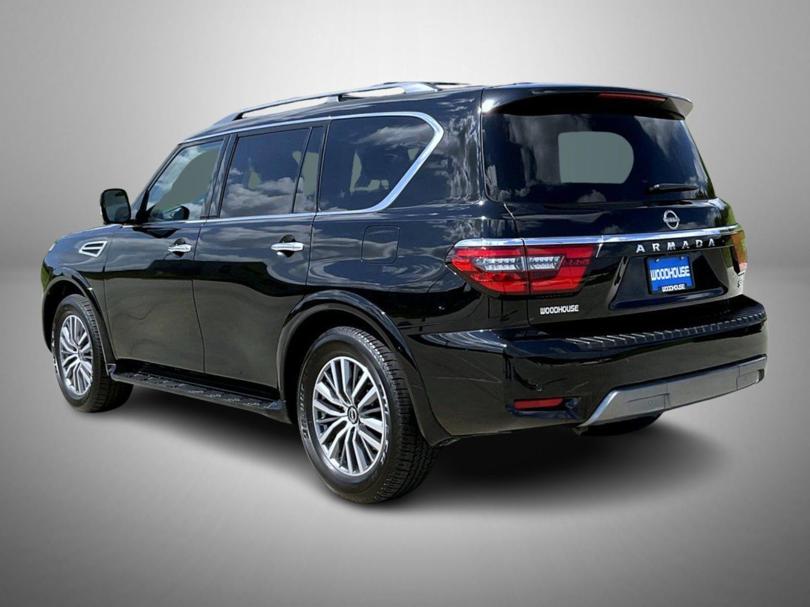 Used 2023 Nissan Armada SL w/ Cargo Package AWD/4WD image 7