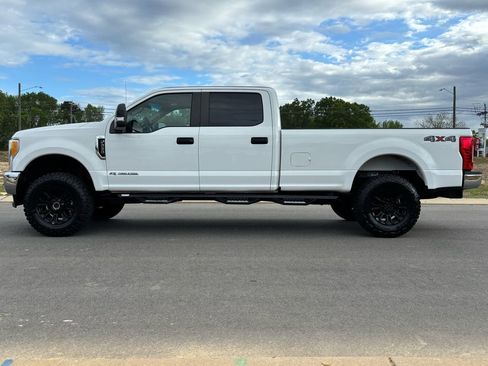 Used 2017 Ford F250 XL w/ Power Equipment Group image 6