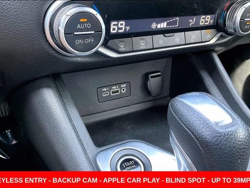 Used 2020 Nissan Sentra SV FWD image 16