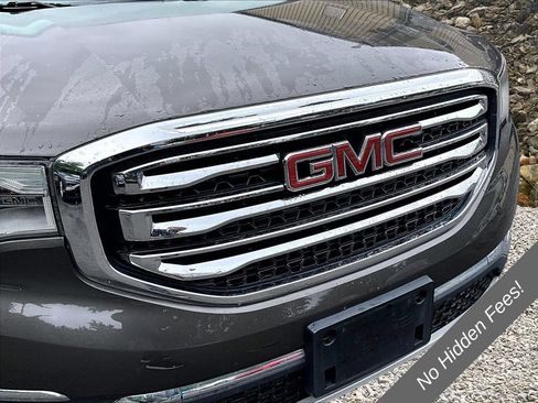 Used 2019 GMC Acadia SLT FWD image 25