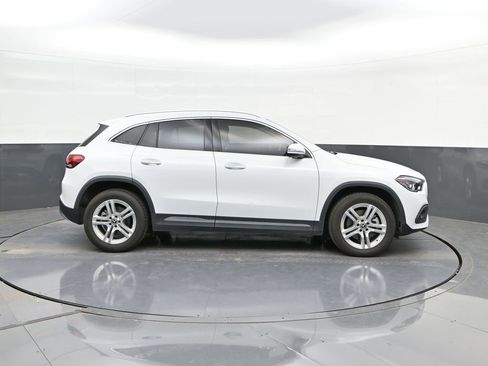Used 2021 Mercedes-Benz GLA 250 GLA 250 image 24