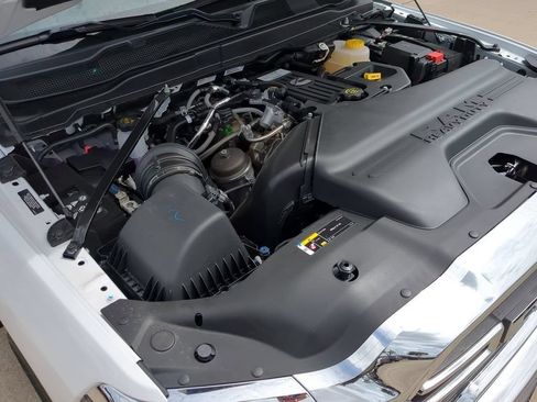 New 2025 RAM 2500 Tradesman AWD/4WD image 32