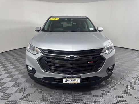 Used 2021 Chevrolet Traverse RS image 8