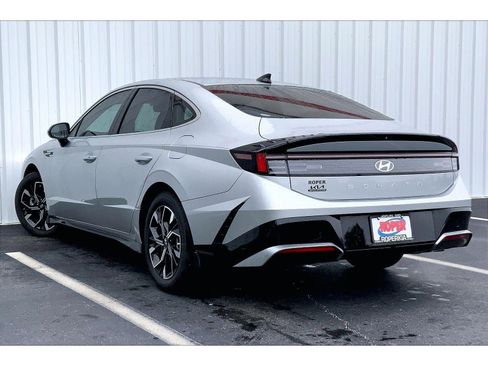 Used 2024 Hyundai Sonata SEL FWD image 9