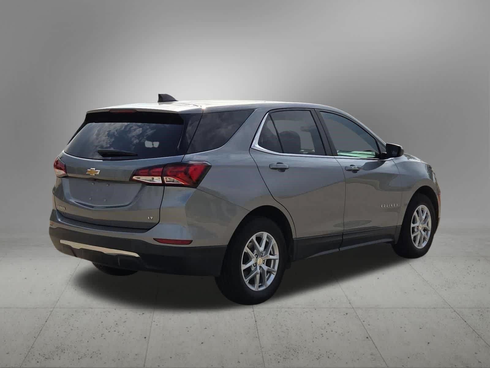 Used 2023 Chevrolet Equinox LT FWD image 6