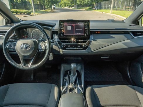 Used 2021 Toyota Corolla SE FWD image 16