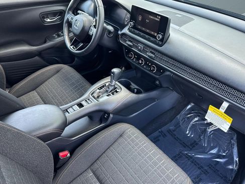 Certified 2024 Honda HR-V Sport image 30