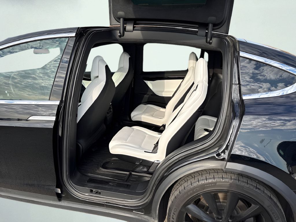 Used 2019 Tesla Model X Long Range AWD/4WD image 5