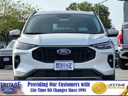 New 2025 Ford Escape SE w/ PHEV Premium Package image 6