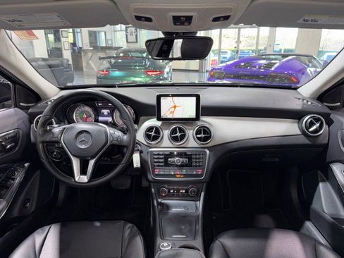Used 2015 Mercedes-Benz GLA 250 4MATIC w/ Multimedia Package image 9