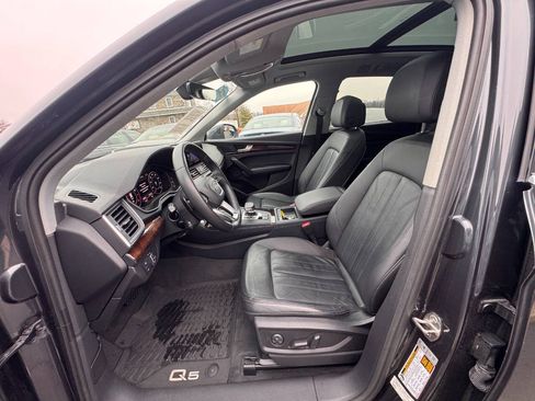 Used 2018 Audi Q5 2.0T Premium Plus w/ Premium Plus Package AWD/4WD image 13