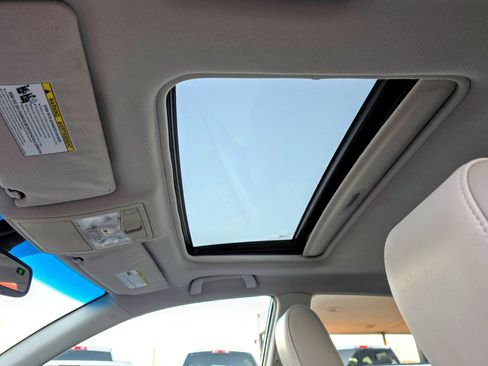 Used 2011 Toyota Avalon Limited FWD image 13