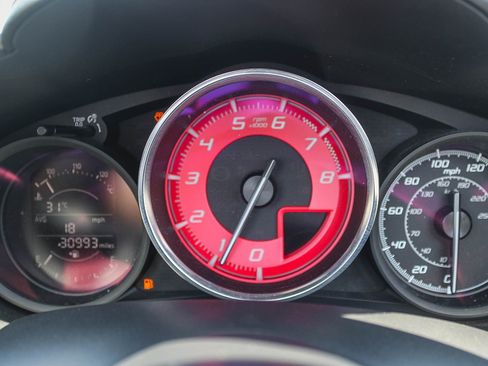 Used 2018 FIAT 124 Spider Abarth RWD image 32