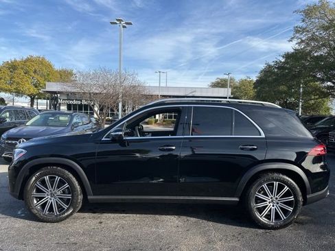 Used 2025 Mercedes-Benz GLE 350 4MATIC image 3