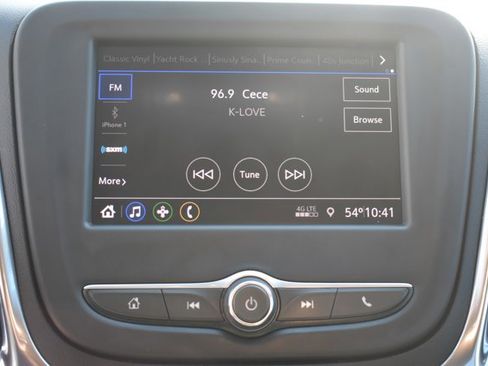 Used 2021 Chevrolet Equinox LT w/ Driver Convenience Package image 25