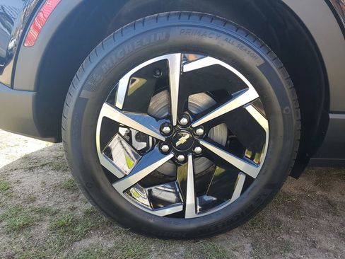 New 2026 Chevrolet Equinox EV LT image 5