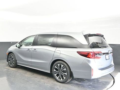 New 2026 Honda Odyssey Elite image 3