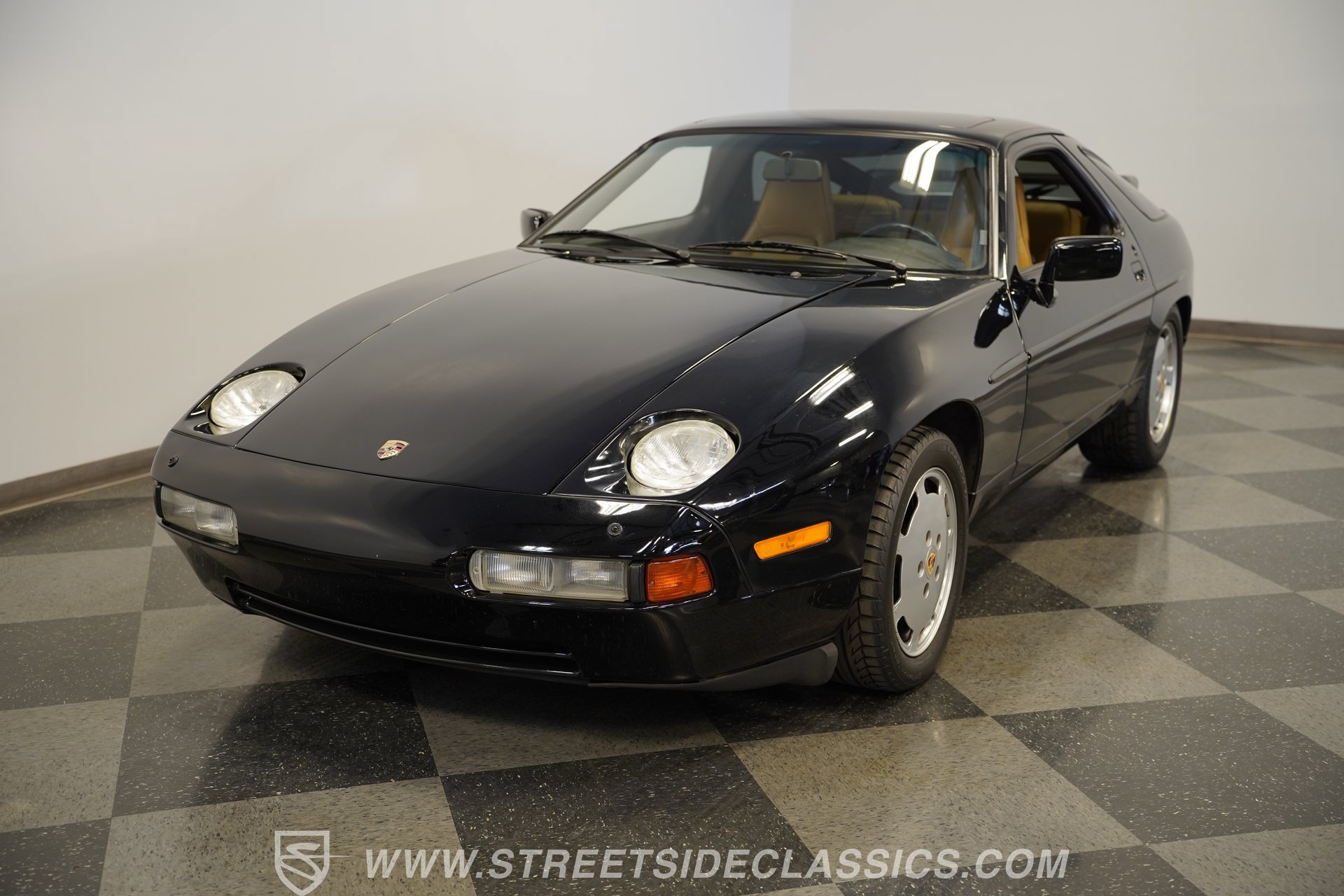 Used 1988 Porsche 928 S4 RWD image 19