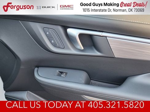 New 2026 Buick Enclave Preferred w/ Power Package FWD image 37