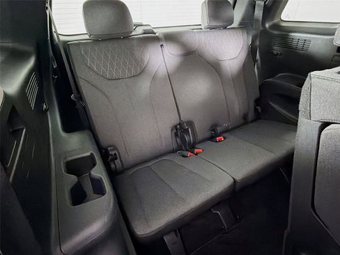 Used 2021 Hyundai Palisade SE w/ Cargo Package image 25