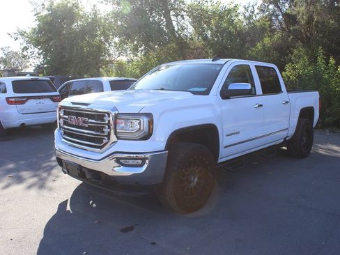 Used 2017 GMC Sierra 1500 SLT w/ SLT Premium Package RWD image 3