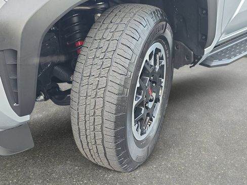 Used 2026 Toyota 4Runner TRD Off-Road Premium AWD/4WD image 32