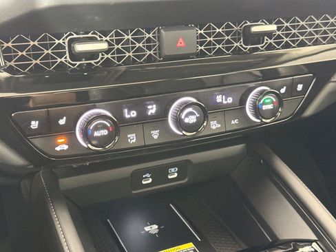 Used 2024 Honda Accord Touring image 23